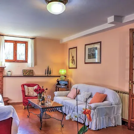 Villa Casale Le Conce 6, Emma Castel del Piano