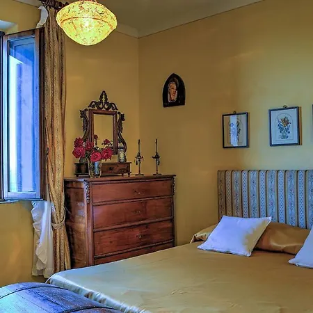 Casale Le Conce 6, Emma Villa