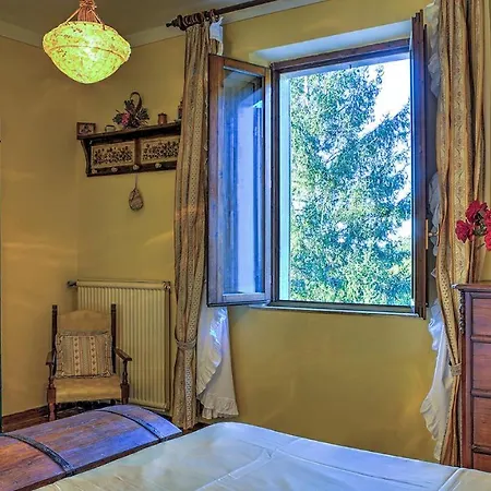 Casale Le Conce 6, Emma * كاستل ديل بيانو